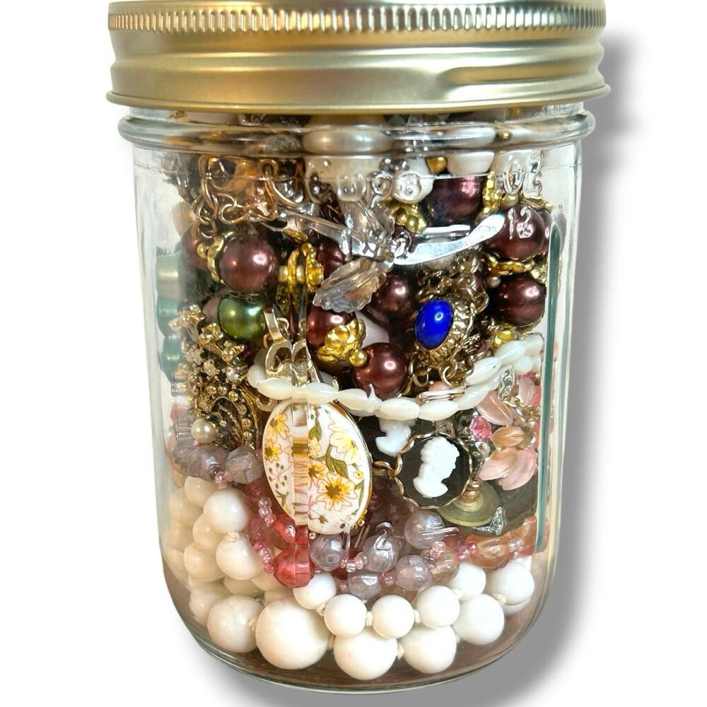 Jewelry Jar Vintage Feminine Floral Mixed Necklaces Brooches Earrings Bracelets